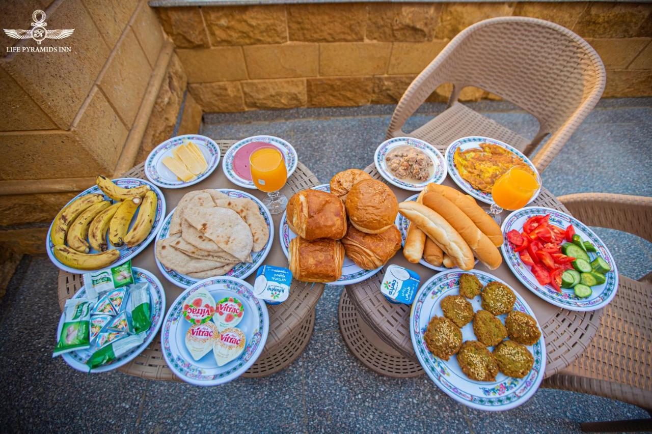 Life Pyramids Inn Kafrat al Jabal Exterior photo