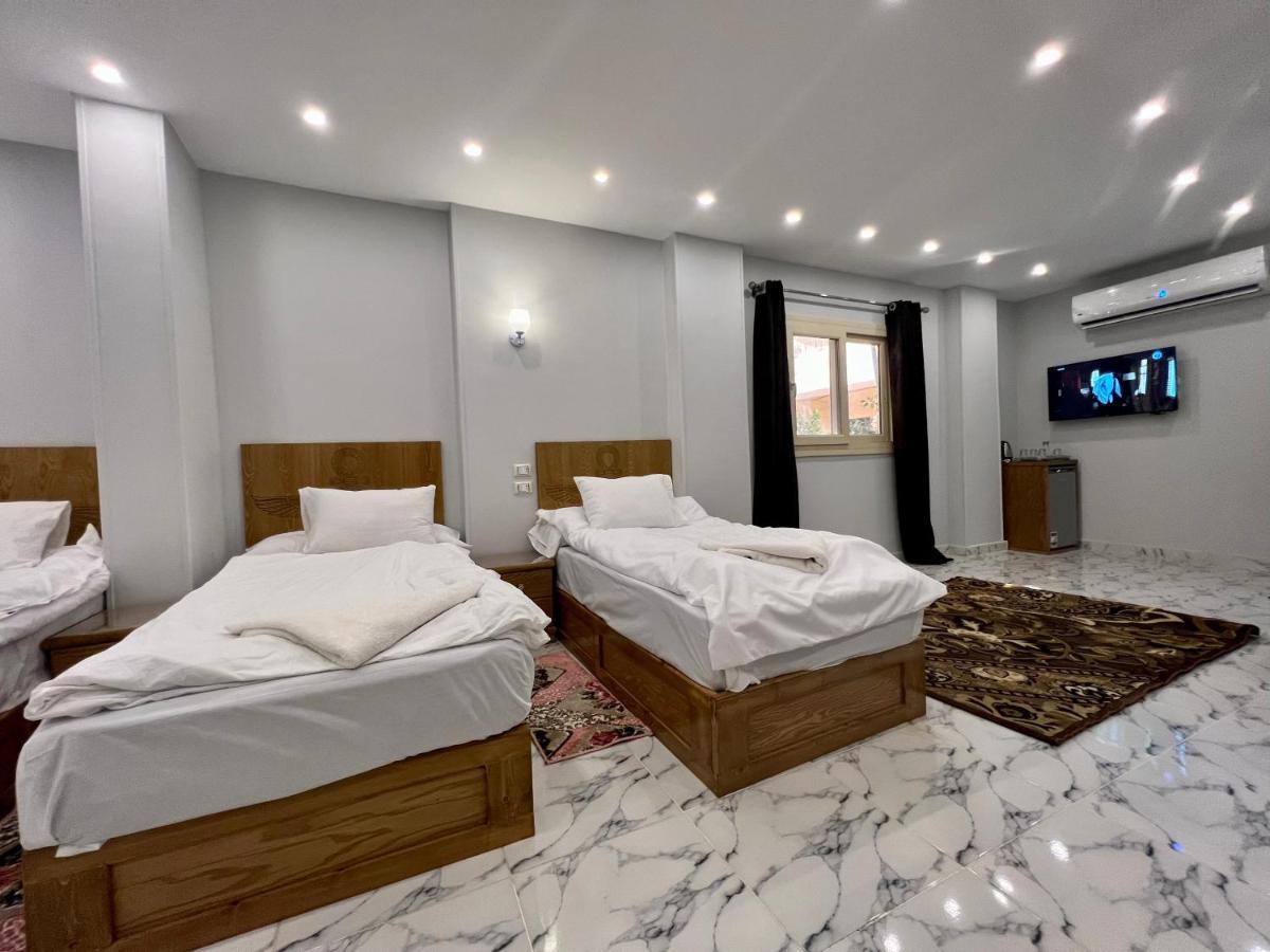 Life Pyramids Inn Kafrat al Jabal Exterior photo