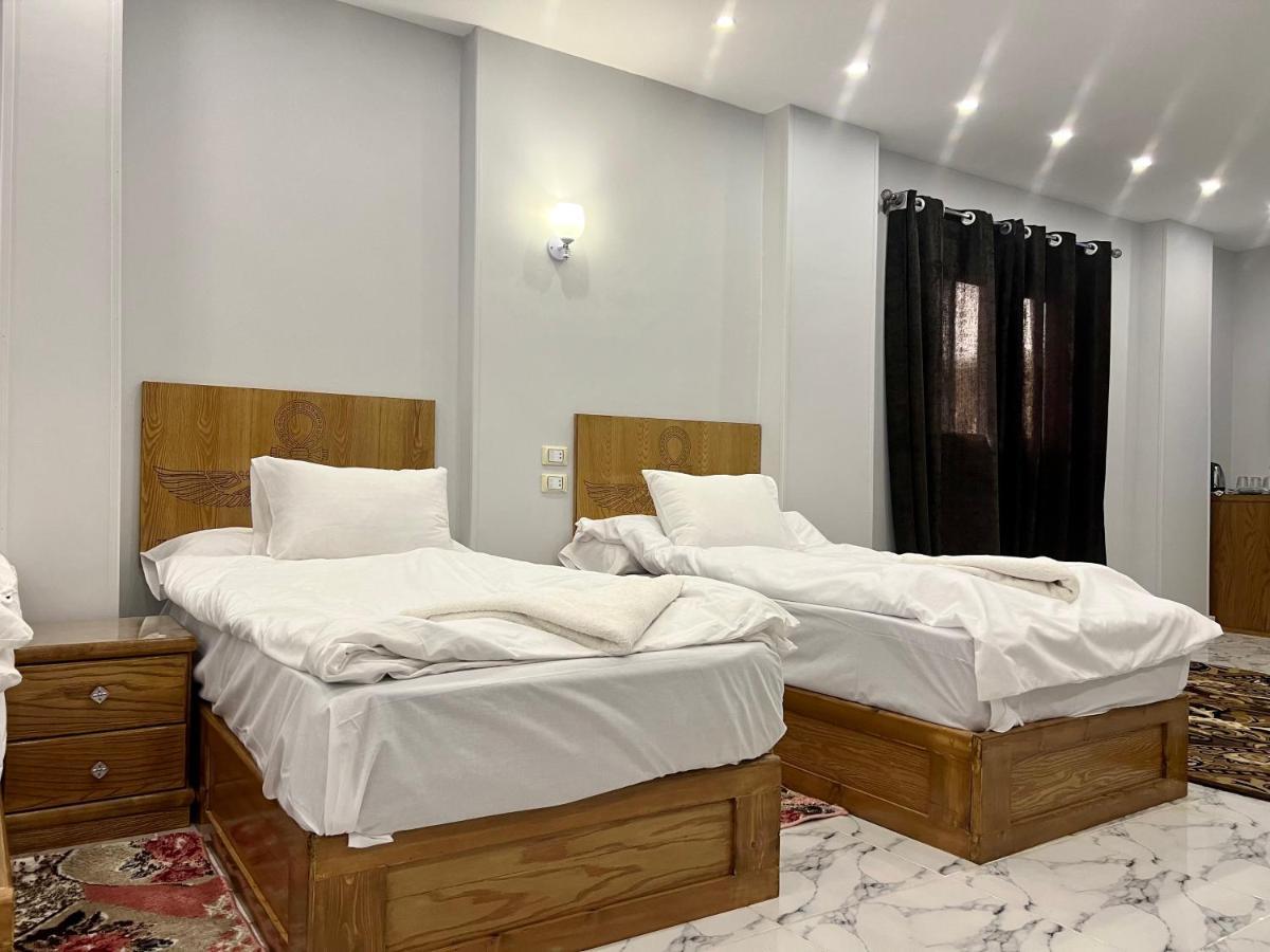 Life Pyramids Inn Kafrat al Jabal Exterior photo