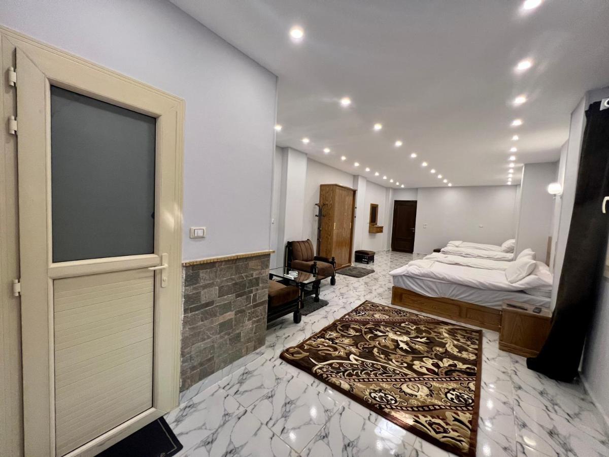 Life Pyramids Inn Kafrat al Jabal Exterior photo